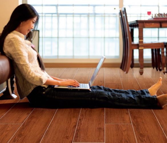 Gạch trang trí vân gỗ 15x80 cm 04